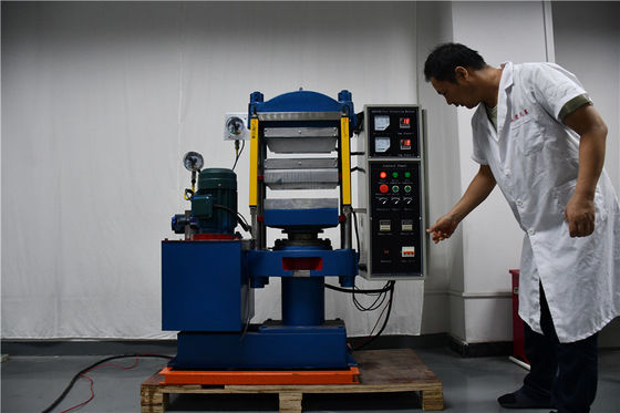 विभिन्न ढाले गए उत्पादों को दबाने के लिए 25T फ्लैट वल्केनाइज़र 350×350mm